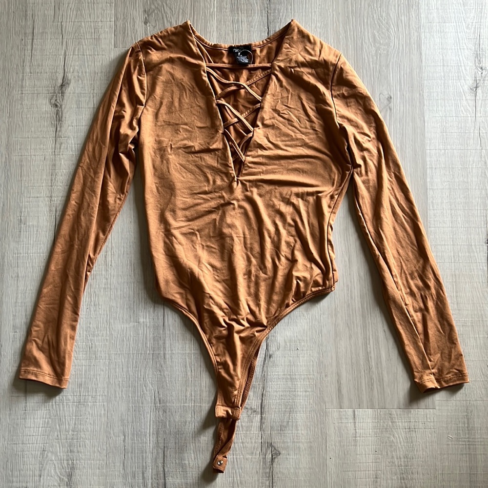 Rue 21 body suit with cris crossed chest
